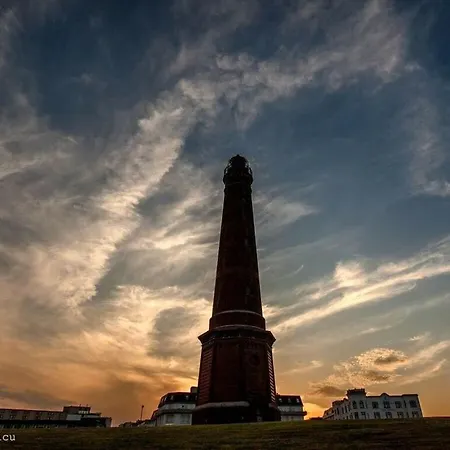 Lighthouse Modern Retreat Semesterbostad *