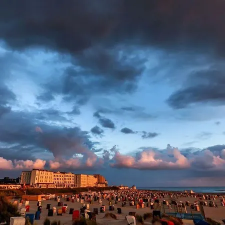 Semesterbostad Lighthouse Modern Retreat